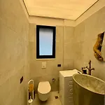 Casa Dei Pini Blu * גולם